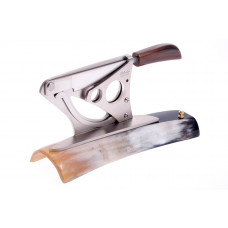 Гильотина настольная Saladini, рог буйвола (шт.)