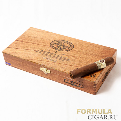 Сигары Padron 1964 Special Release Toro/25 (шт.) Сигары Padron 1964 Special Release Toro/25 (шт.)